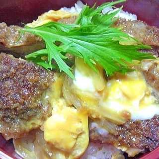 お惣菜とんかつでカツ丼☆水菜を添えて